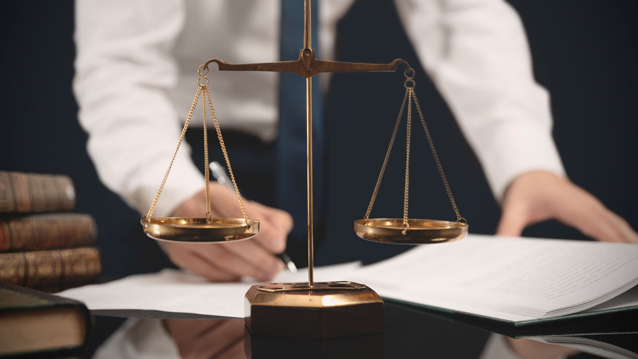 estate planning lawyer